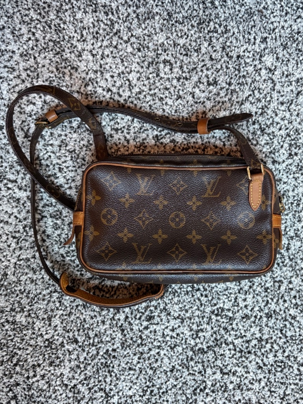Authentic Louis Vuitton Marley Shoulder Bag